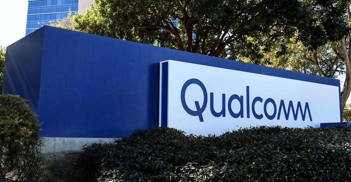 Apple and Qualcomm renew patent license agreement starting in 2027