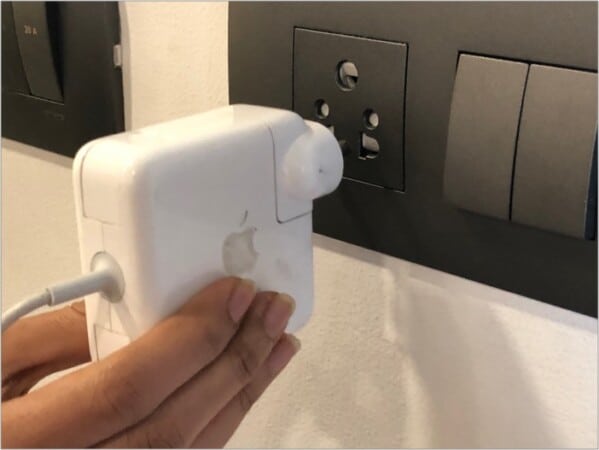 Unplug charger of MacBook