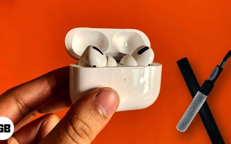 How to clean your dirty airpods