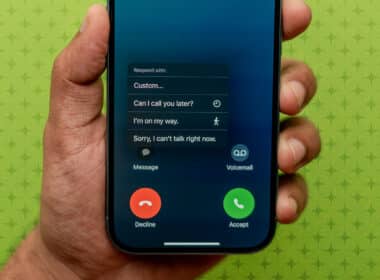 How to set custom quick responses for incoming calls on iPhone