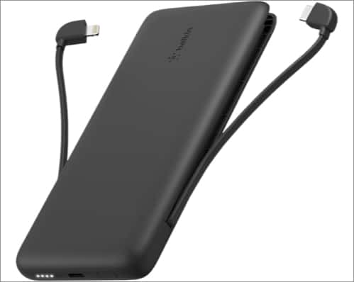 Přenosná nabíječka Belkin Boostcharge s vestavěnými kabely