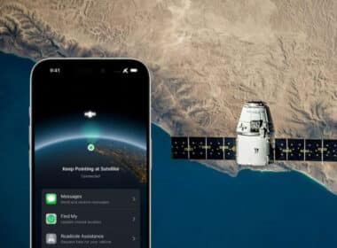 Starlink satellite connectivity on an iPhone.